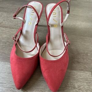 Unisa Women’s Cherry‎ Red Heels Size 11
